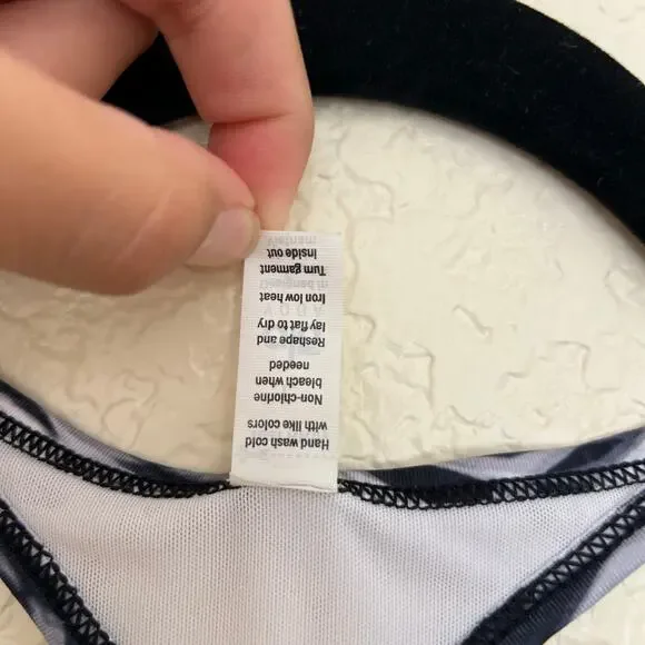 Alo Yoga Strappy Racerback Tank Top Black White Print Size Large - Picture 5 of 11